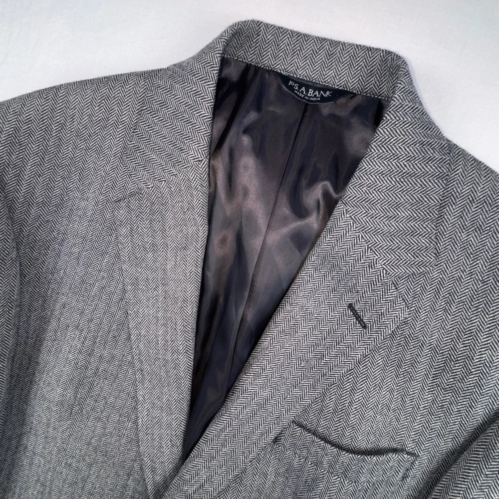 Jos. A. Bank Blazer Men 42R Black White Herringbone 100% Wool 2Button Sport Coat